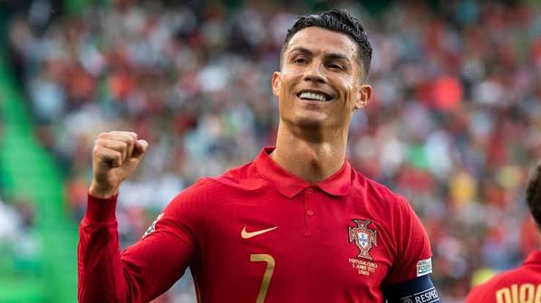 Ronaldo Leaves Portugal Camp as Rafael Leão Is Handed His No. 7 Shirt
